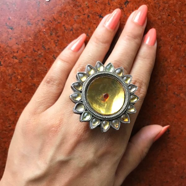 Vintage Sun Flower Ring - Glass Set - Image 2