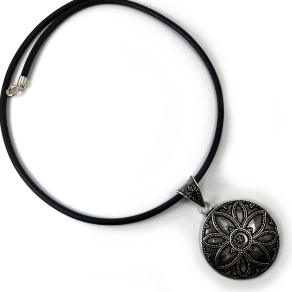 Round Rava Pendant - Image 2