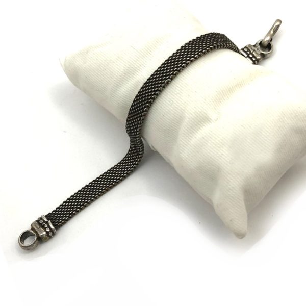 silver bracelet of chain type
