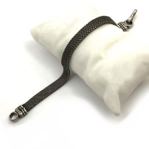 silver bracelet of chain type