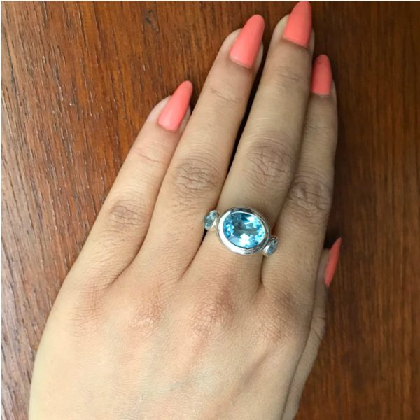 Blue Topaz Simply Elegant ring - Image 2
