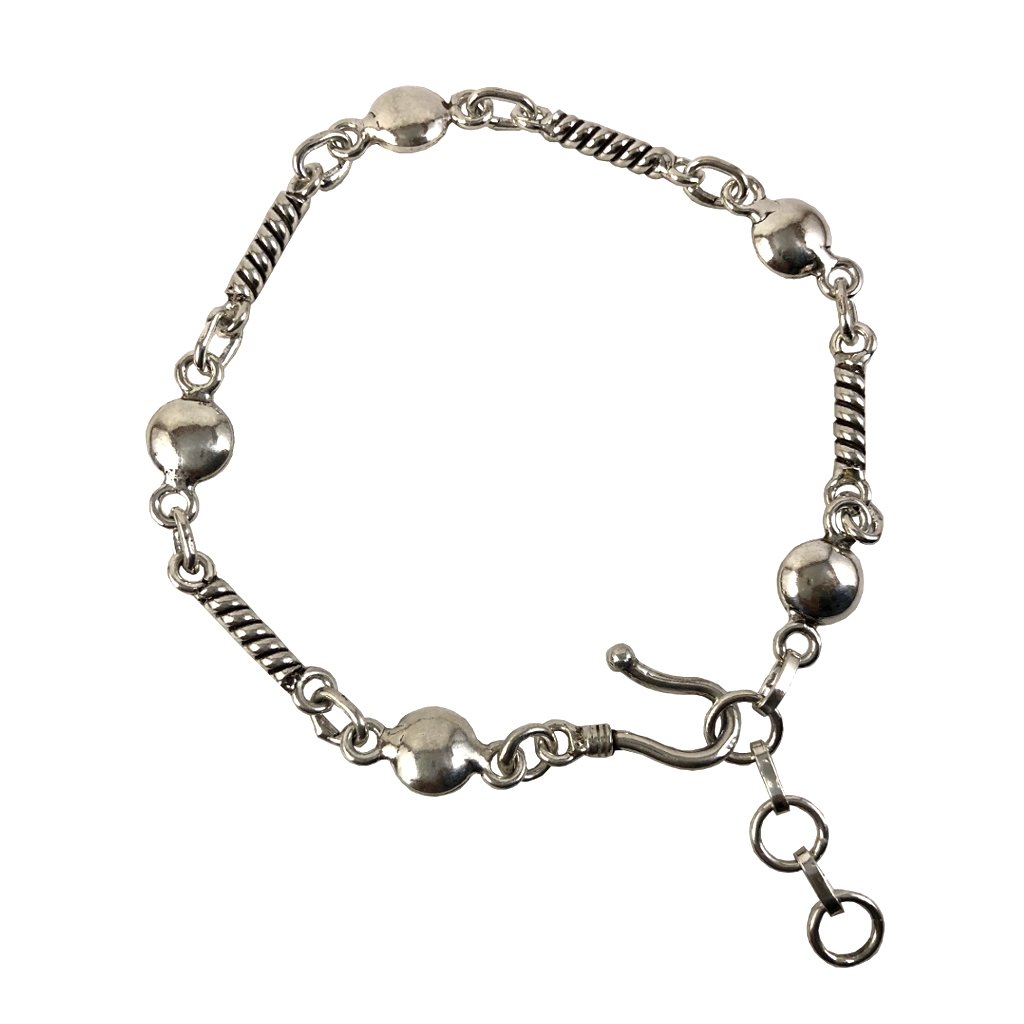 Trendy Silver Chain Bracelet for Women | Buy Online