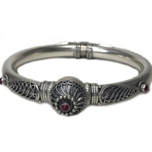 top view of sterling silver kada