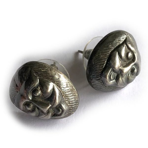 lion silver earrings with push