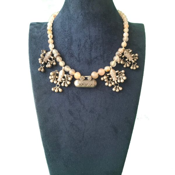 Vintage Agate Taveez & Fish Pendant Necklace - Image 3