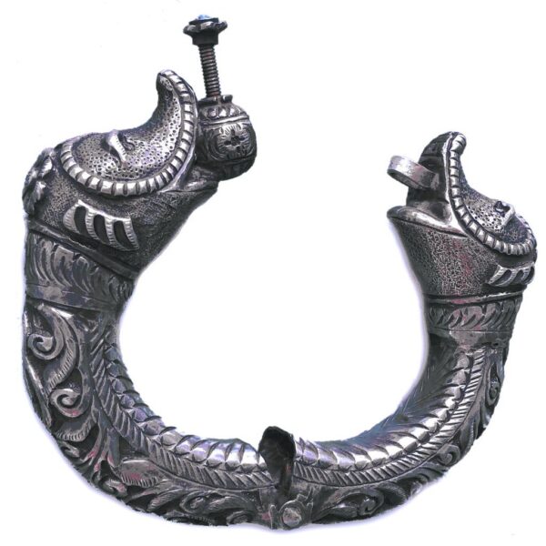 Vintage Collectible Large Makar Kada - Image 2
