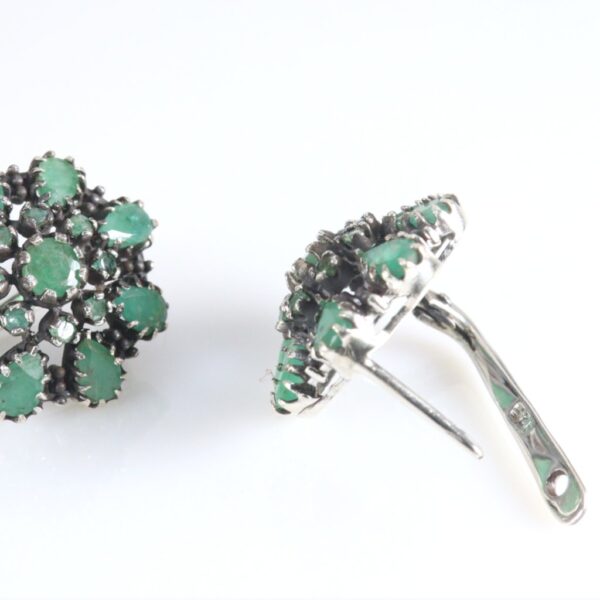 Vintage setting Emerald Silver earrings - Image 2