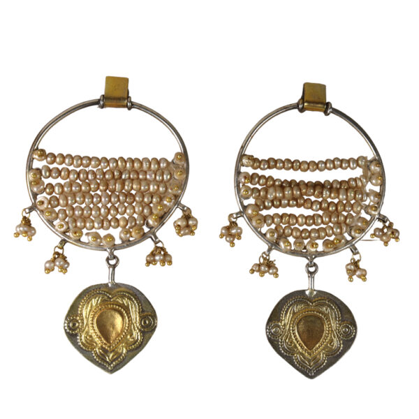 Vintage style Designer Pearl Earrings - Image 1