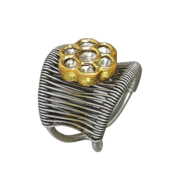 Jadau Flower & Meshwork Ring - Image 1